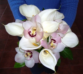 Neutral Bridal Bouquet