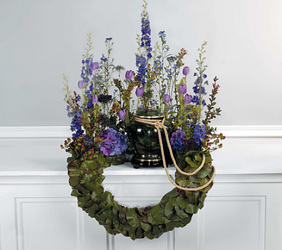 Lavender & Scaled Bent Wreath Memorial 